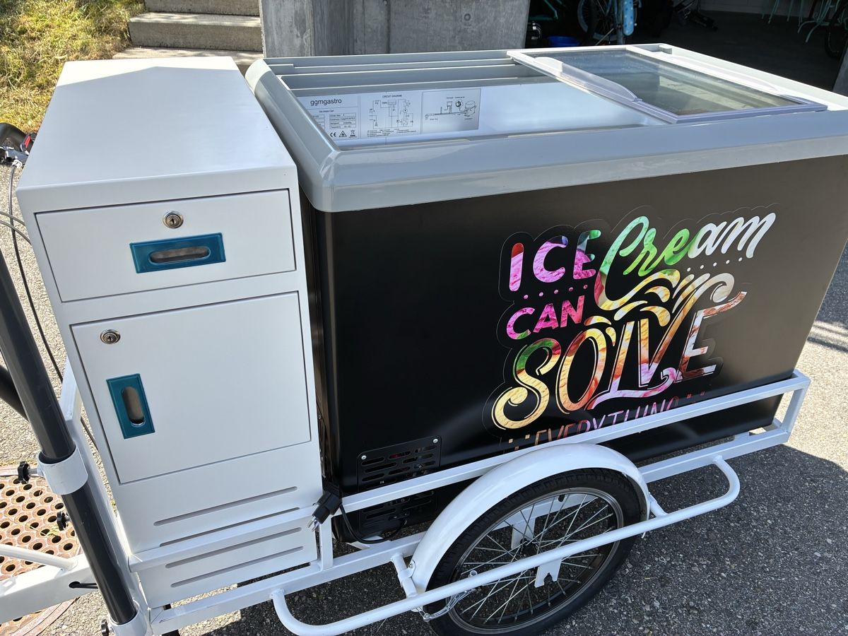 Vélos: Glacevelo, Eisfahrrad mit Sonnenschirm – D'occasion à Langenthal par pflirx 7
