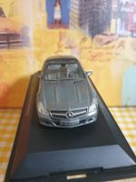 Modellauto Mercedes-Benz SL-Klasse silber neuwertig