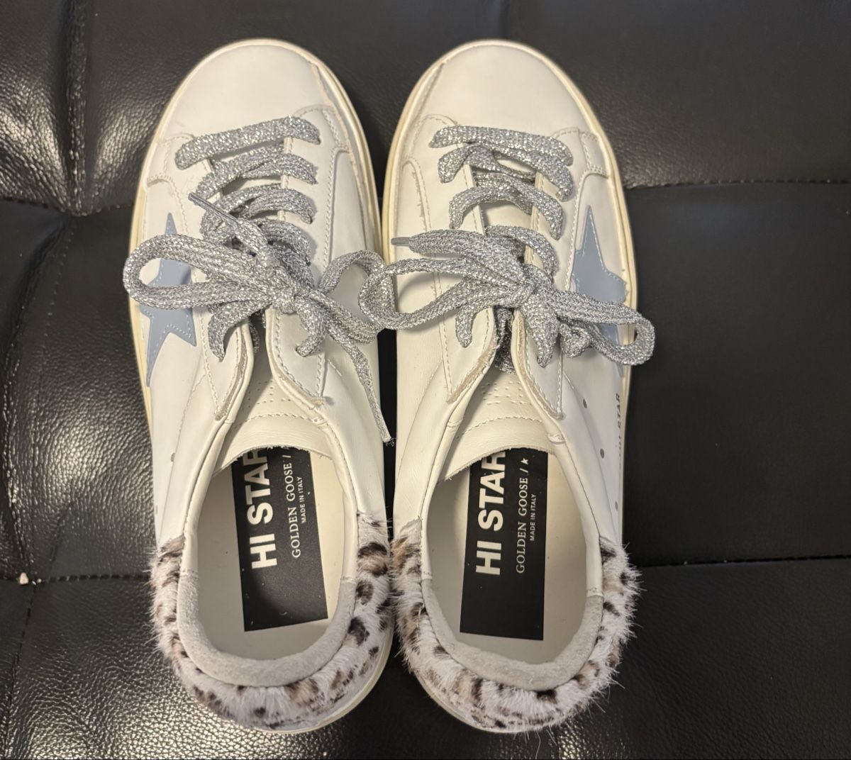Golden Goose Scarpe da donna: Golden Goose White & Grey Pattern Sneakers – Usato da Chur venduto da Cuteclothes7k 2