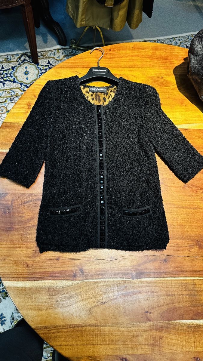 Dolce & Gabbana Blusen: Dolce & Gabbana Bluse – Gebraucht aus Lachen SZ von HelvetiaLuxury