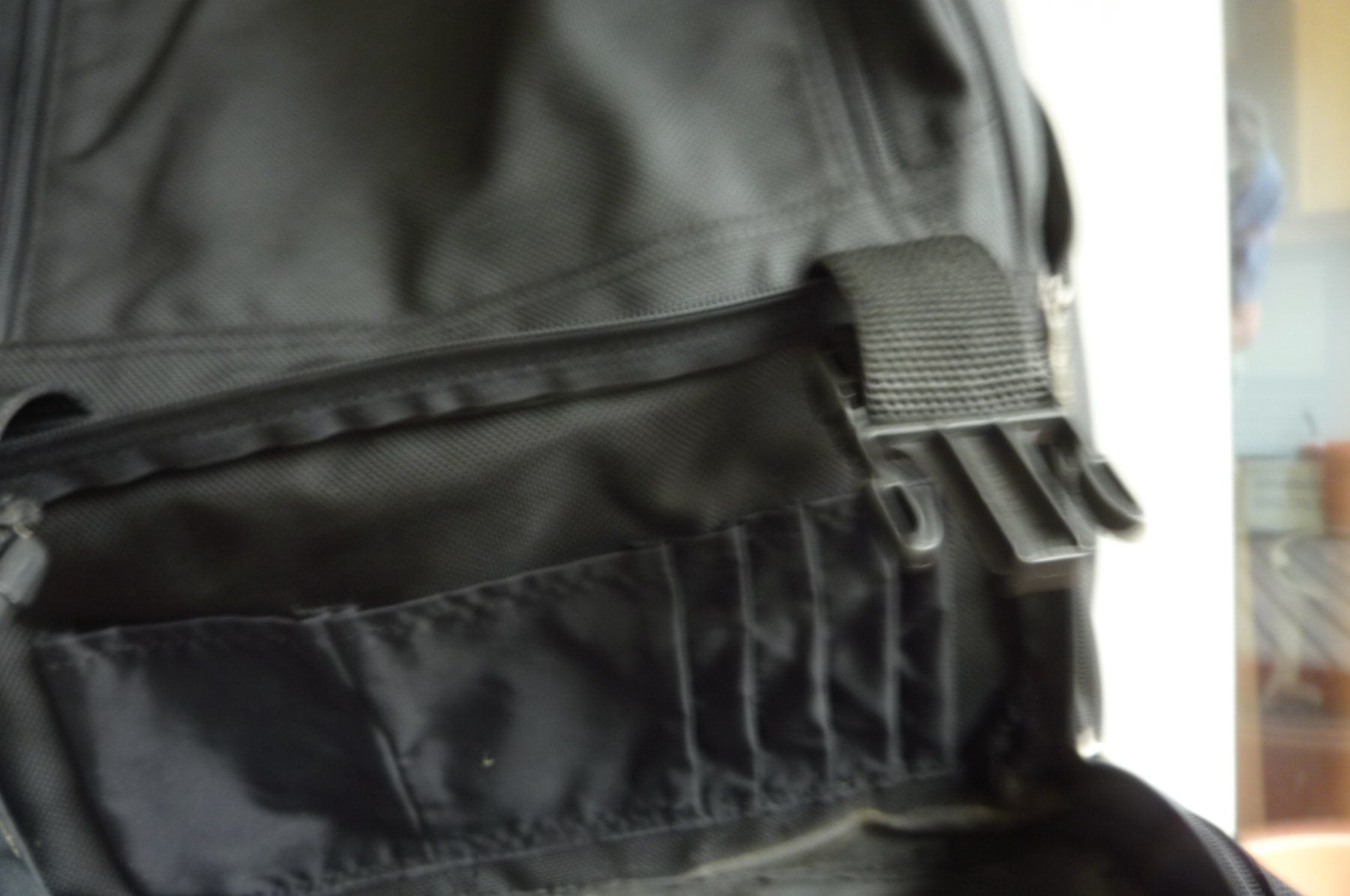 Bree Sacs à dos: WANDERRUCKSACK MARKE BREE MIT VIELEN FÄCHERN – Neuf (Voir description) à Zürich par Rrehsuah 4