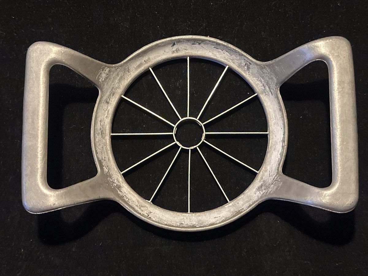Elettrodomestici da cucina: Westmark Apfelschneider Metall Divisor  – Usato da Zürich venduto da Chaeffeler 1