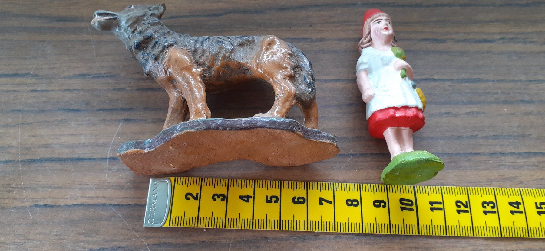 Statuette: Figur Rotkäppchen + Wolf – Usato da Mörschwil venduto da lindaswunderkiste 4