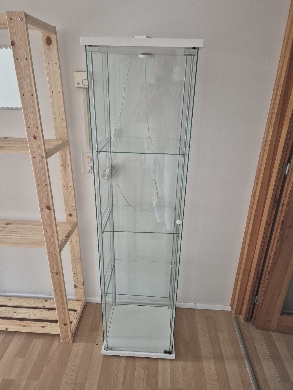 Vitrines: Glasvitrine – D'occasion à Würenlos par sul_cm8q