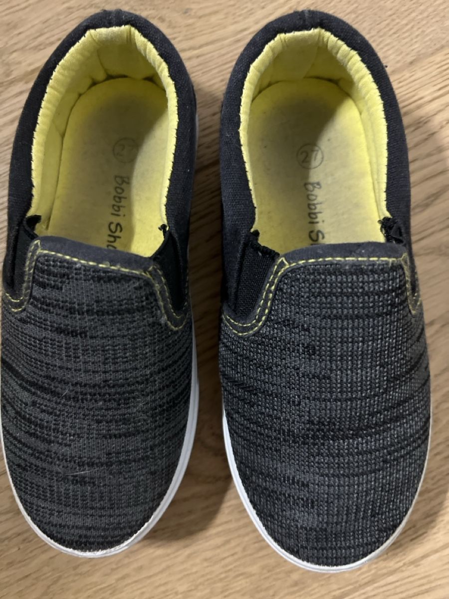 Schuhe für Jungen: HausSchuhe oder leichte Strassenschuhe Gr 27 – Gebraucht aus Oensingen von katepe 1