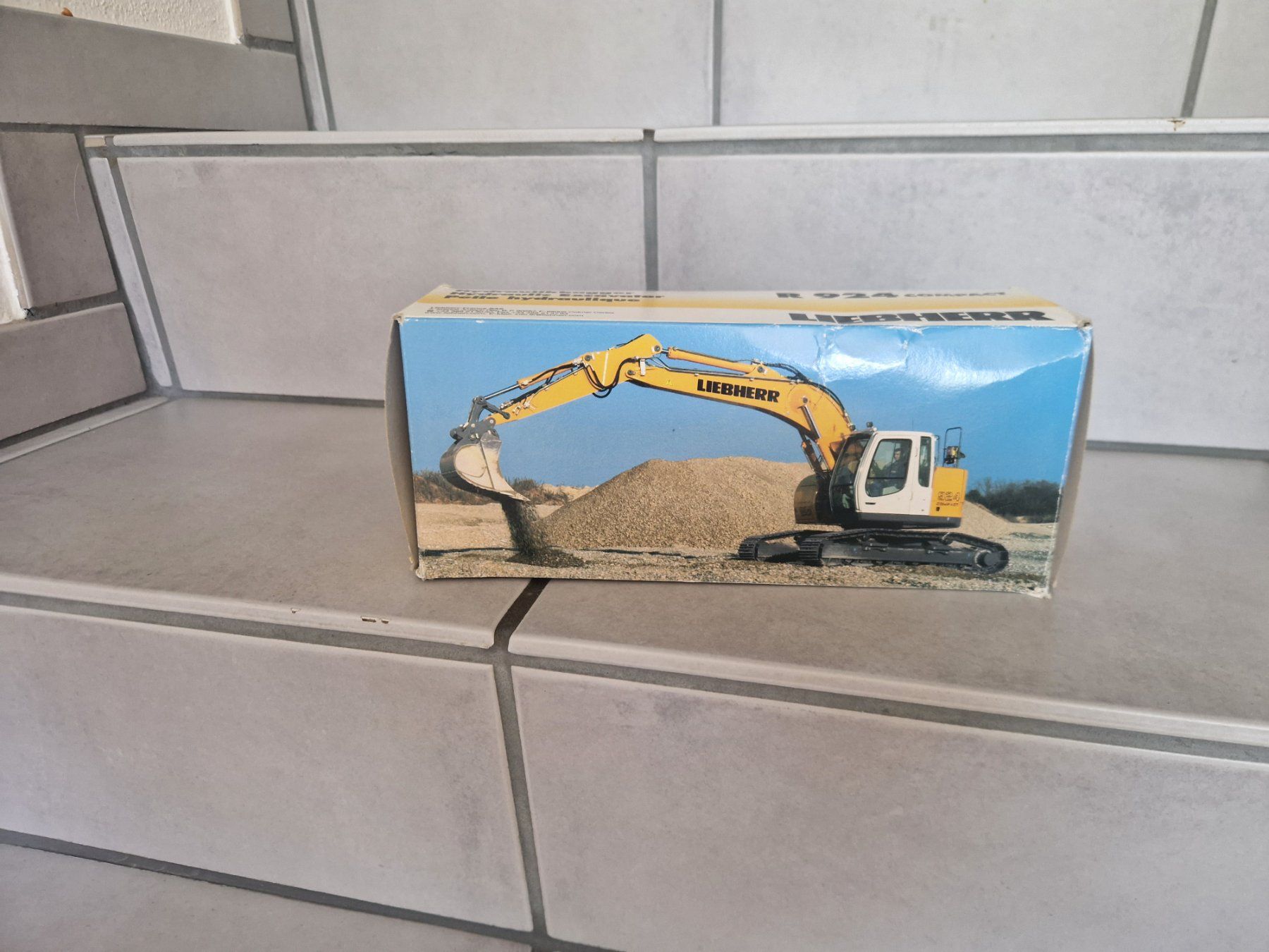 Conrad Kit di modellismo & Modellini statici: Kibag Bagger Modell guter Zustand – Usato da Oberuzwil venduto da volvo220 6