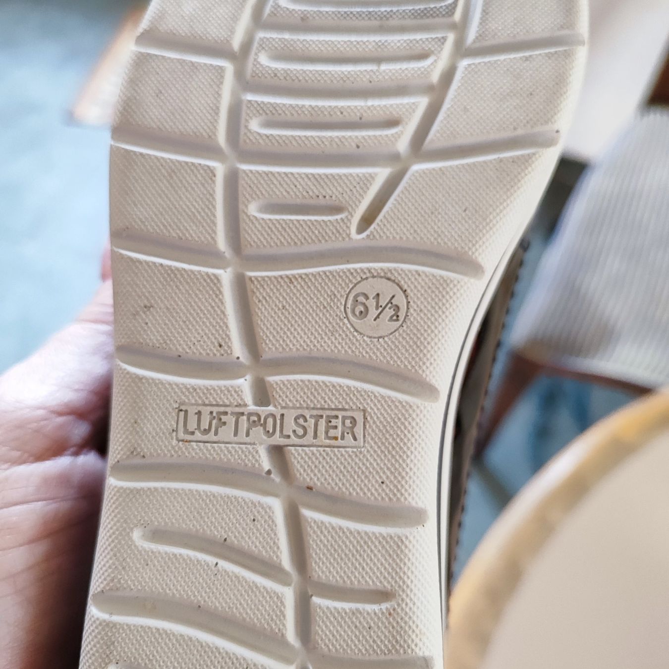 Handschuhe & Handstulpen: Sportliche Damenschuhe GR 6.5 – Neu (gemäss Beschreibung) aus Langnau am Albis von Judithsebi 4