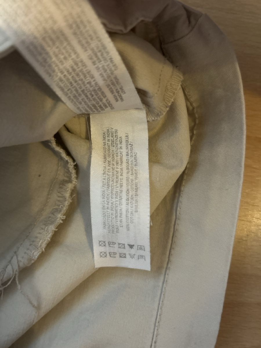 Primark Pantaloni: Kurze Hose beige Primark Grösse 42  – Usato da Riehen venduto da S______ 2