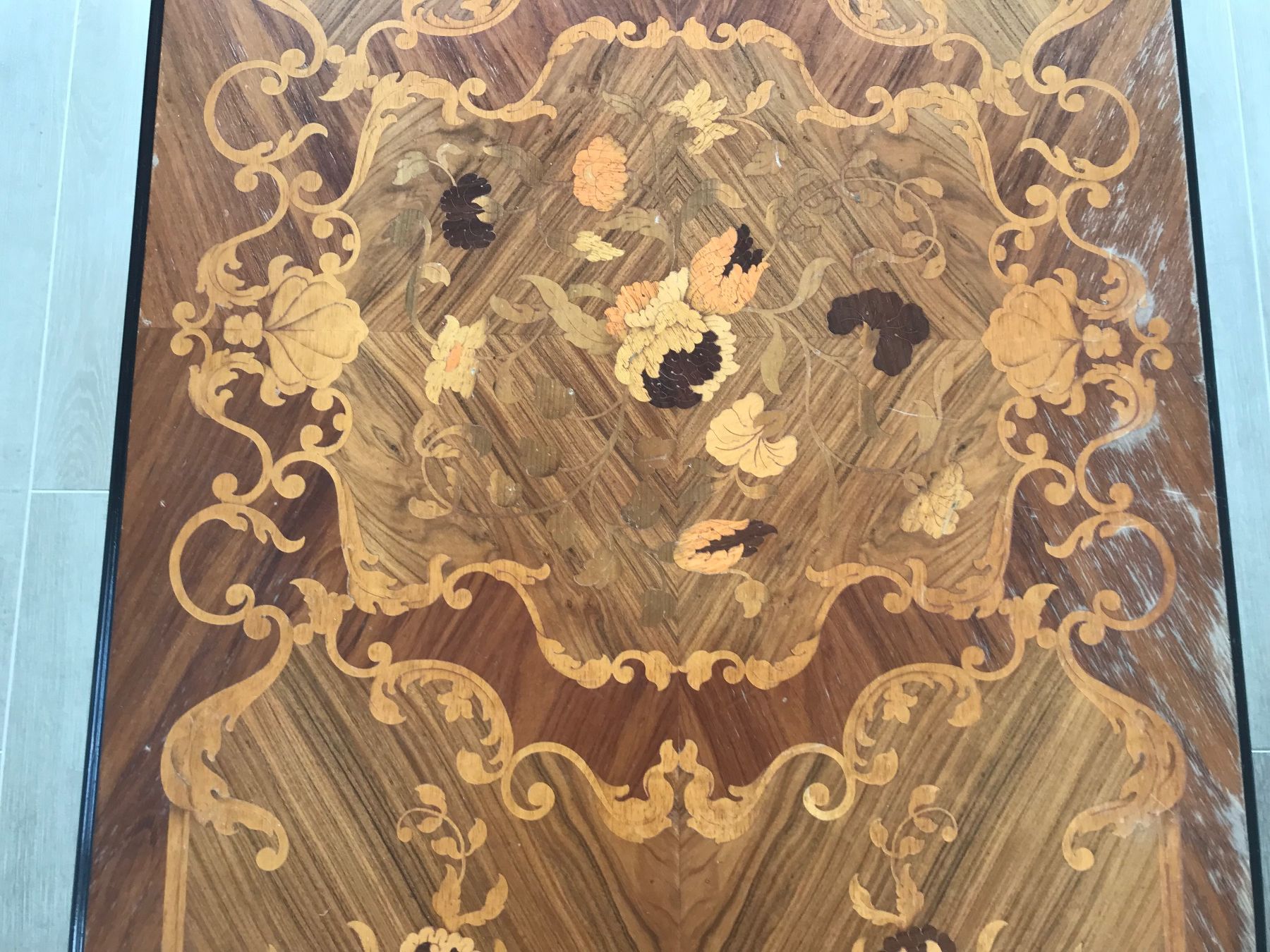 Tables: Antique Tisch mit lackiertem Blatt – D'occasion à Lausanne par opi_92cn 7