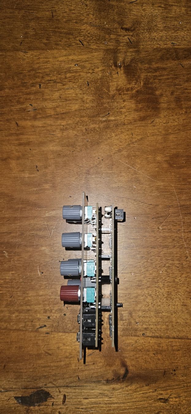 Strumenti musicali: VoicAs LEDPressor Eurorack compressor  – Nuovo (secondo la descrizione) da Vulliens venduto da irauchimax 1
