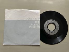 FLYING PICKETS tolle Single Only you Kult Top Hit 80's