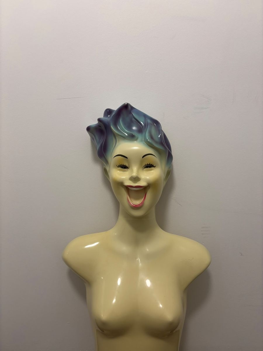 Ladenausstattungen & Messebau: Vintage plastic design mannequin 1980s  – Gebraucht aus Lugano von rrkivio 6