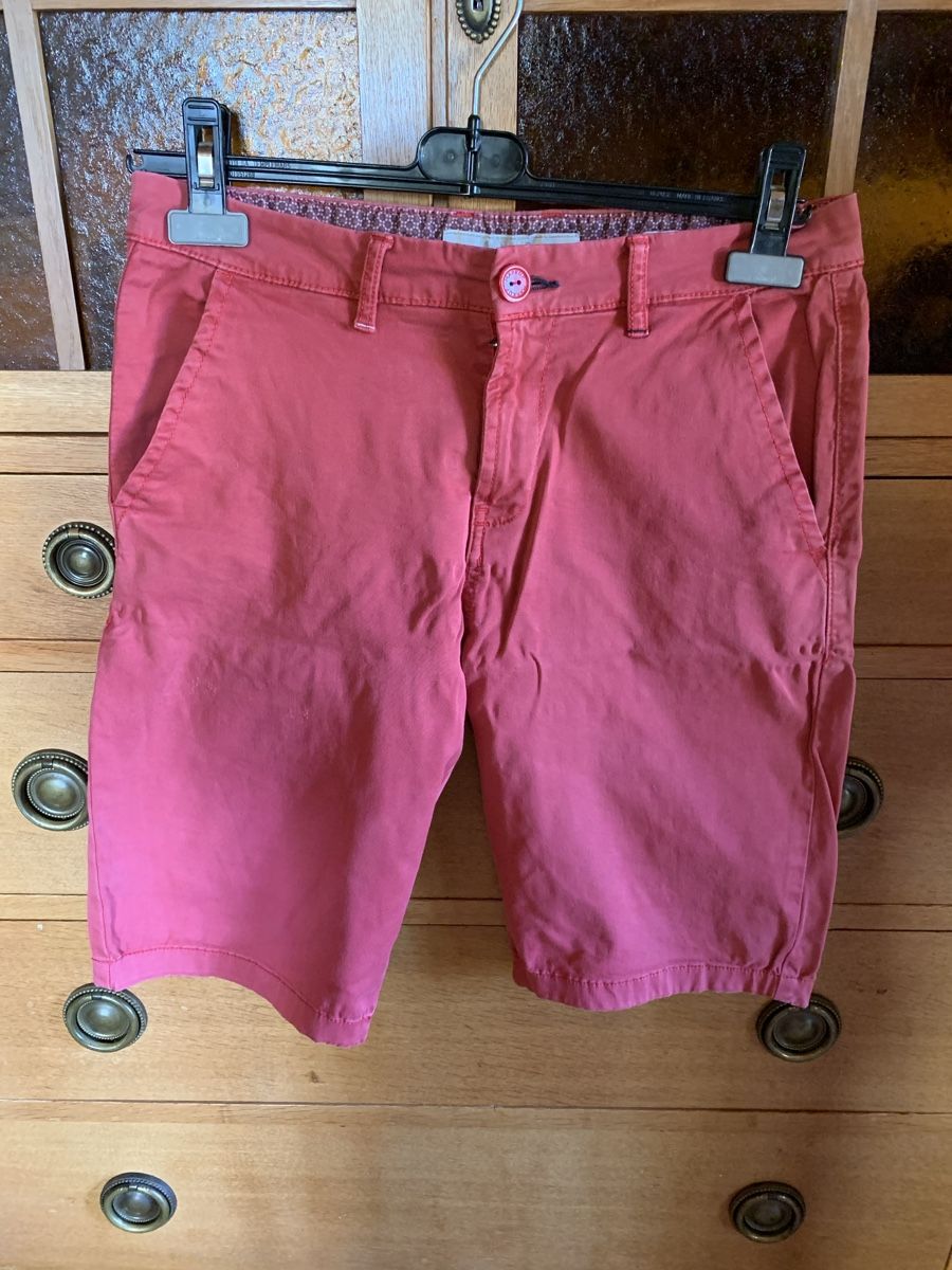 Pantaloni: Short – Usato da La Neuveville venduto da nat_r69j