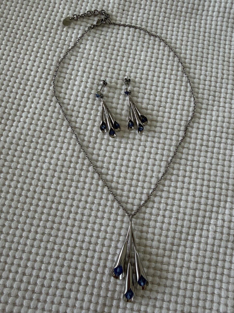 Ketten: Collier avec pendentif Swatch à cristaux bleus – Neu (gemäss Beschreibung) aus Porrentruy von Aussie25 1