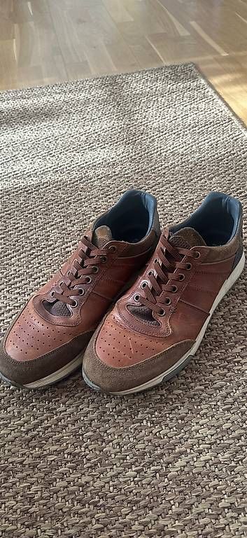 Scarpe da uomo: Bullboxer Schuhe Gr. 43 – Usato da Bern venduto da Fabz92
