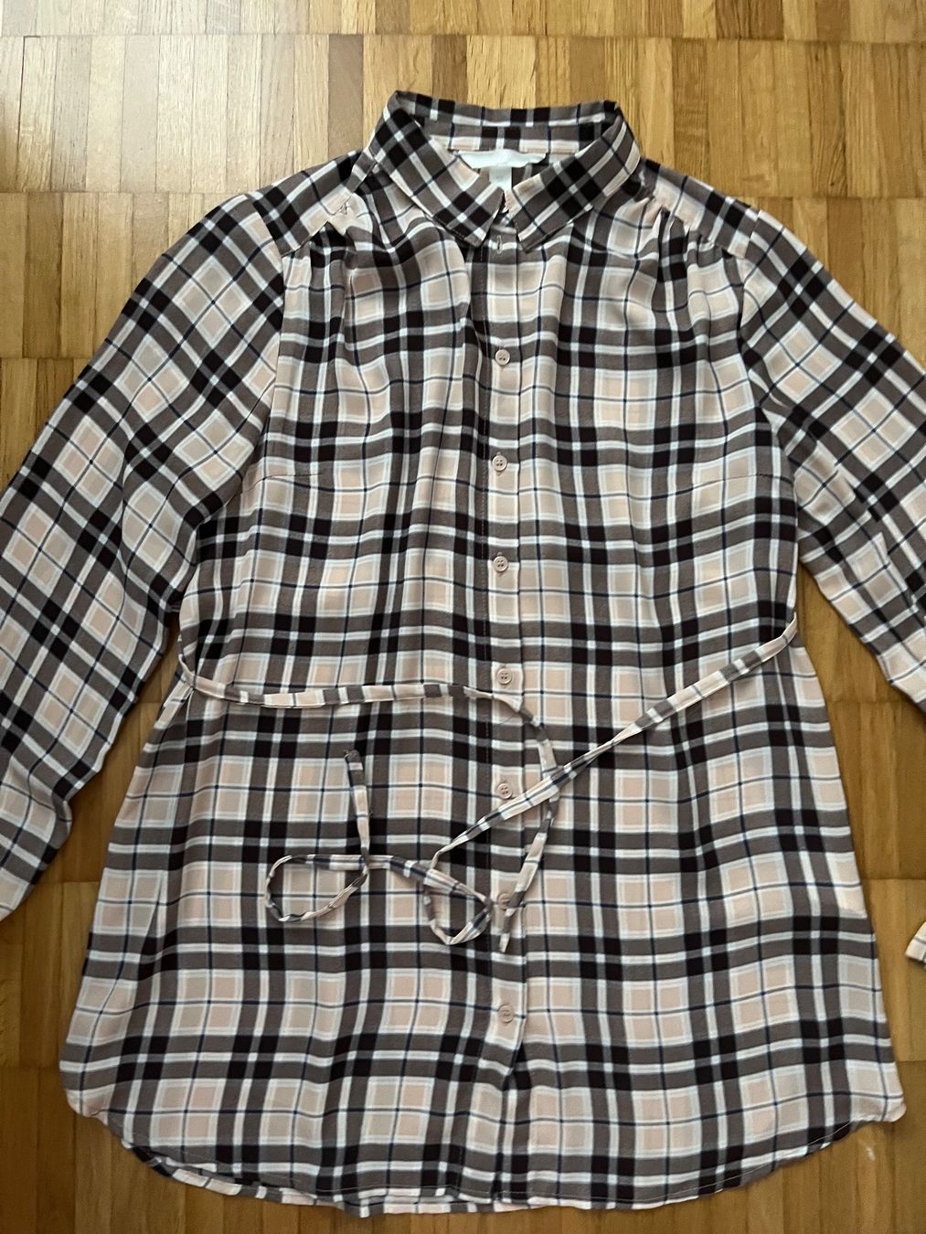 H&M Chemisiers: H&M Mamahemd Gr. XS – D'occasion à Jona par Good_luck_ 1