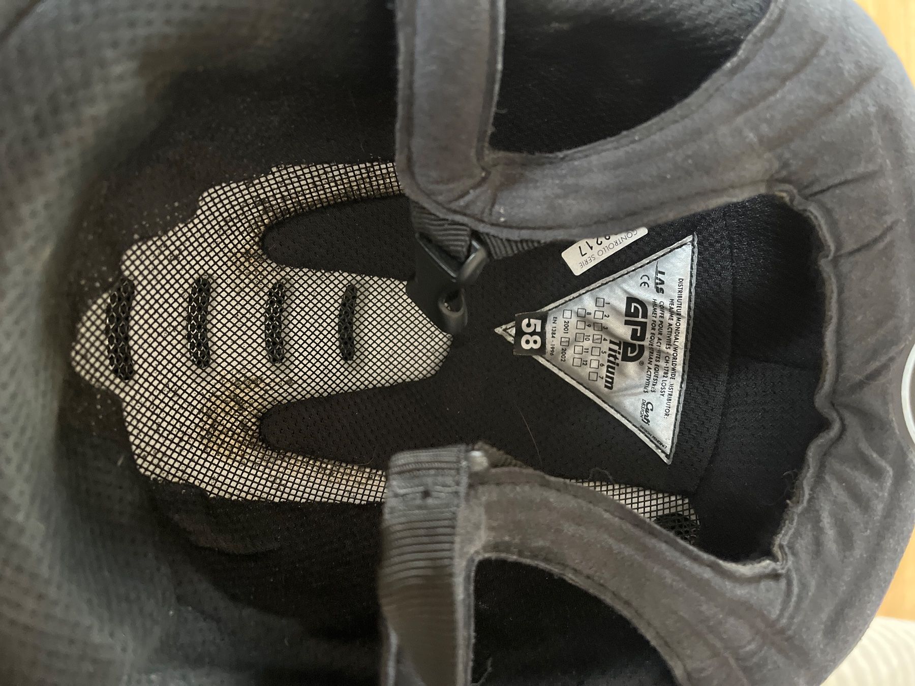 Pikeur Caschi: Pikeur Reithelm – Usato da Oetwil am See venduto da vba_bc8y 1