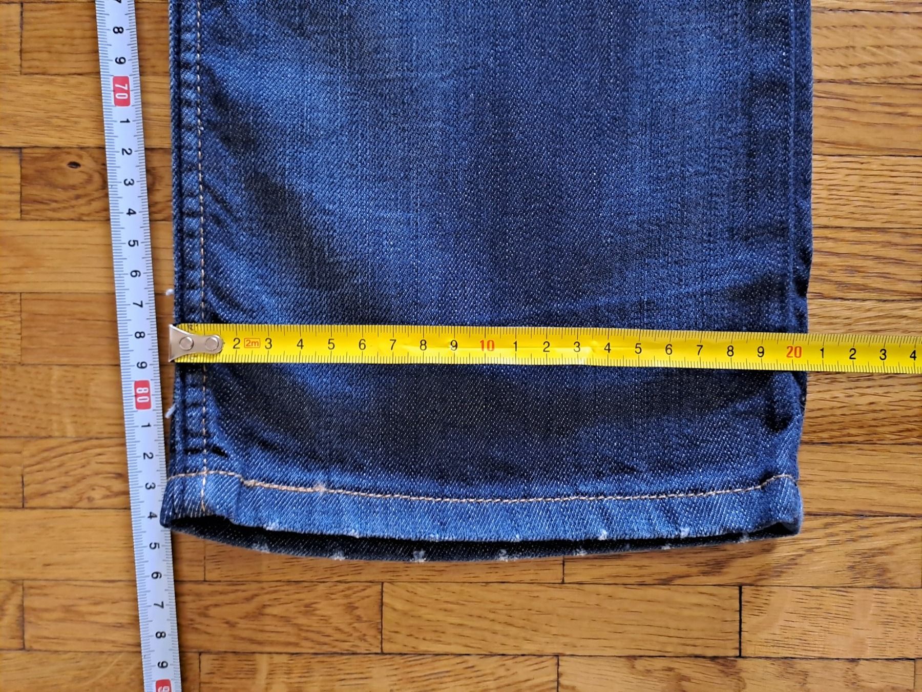 Levi's Jeans: Levis W31 L34 – Nuovo (secondo la descrizione) da Meyrin venduto da dijin 2