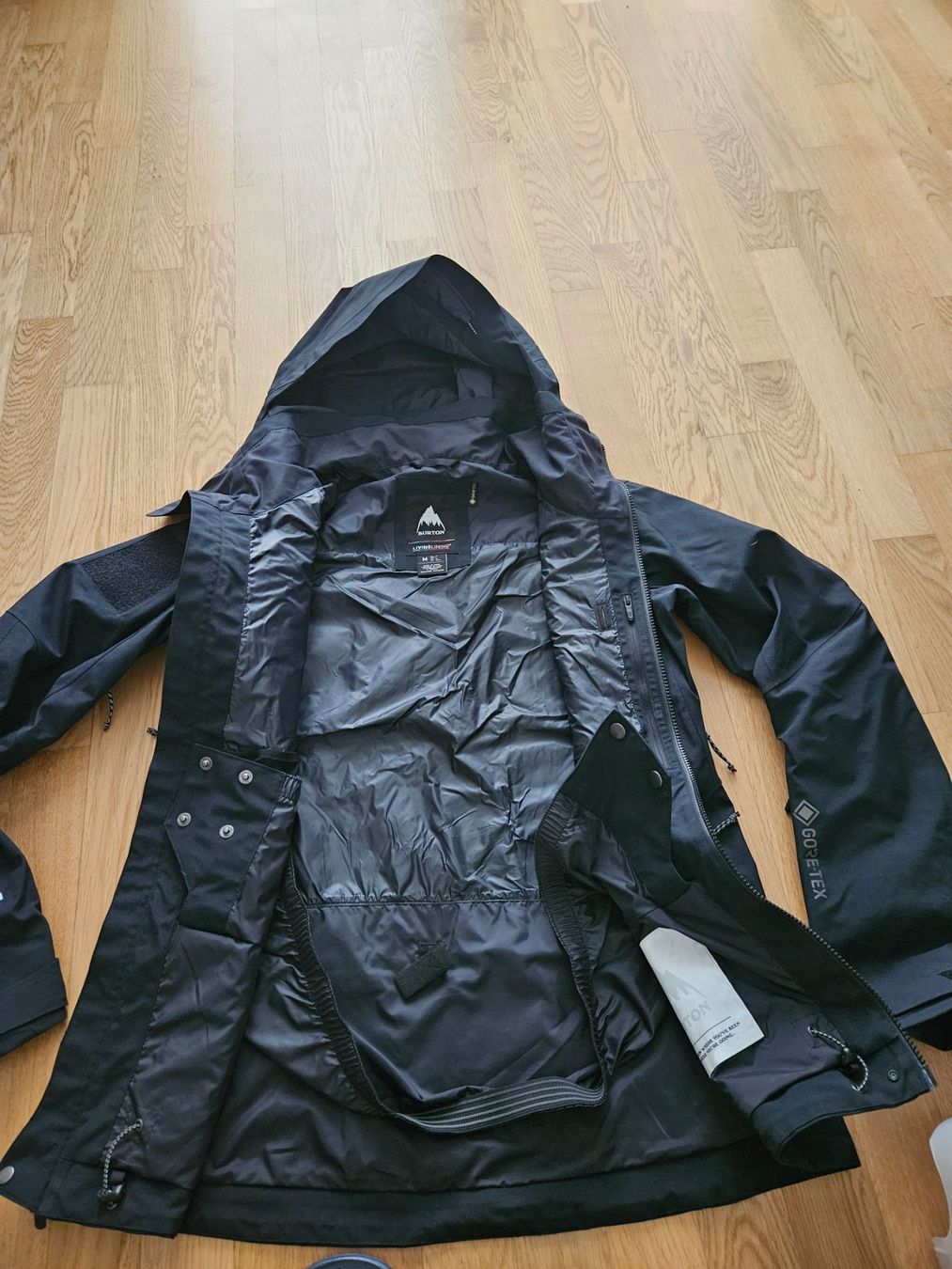 Burton Giacche: Burton Lady GORE-TEX Jacket - Grösse: M – Usato da Weinfelden venduto da paschiuna 1