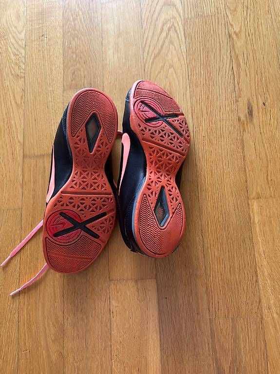 Scarpe da donna: Turnschuhe Nike 38,5 – Usato da Oftringen venduto da violetta9 1