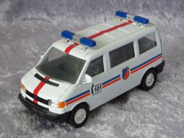 VW Bus T4 SOS 101  1:43