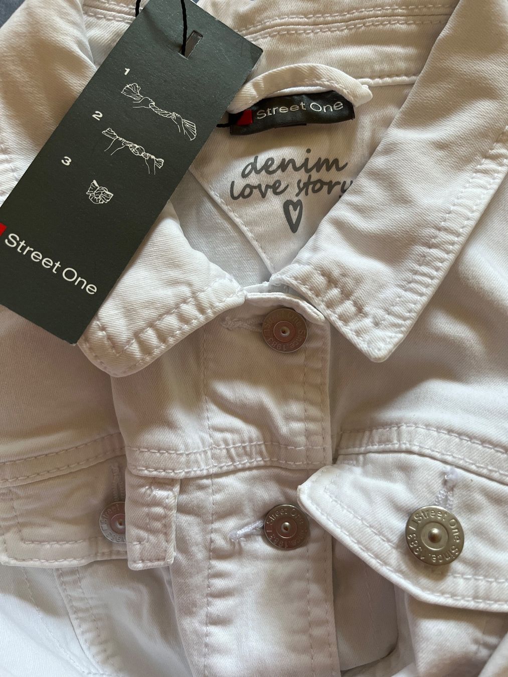 Giacche: New light jacket Street one,  size XS – Nuovo (secondo la descrizione) da Chêne-Bougeries venduto da Seetooyoo 2