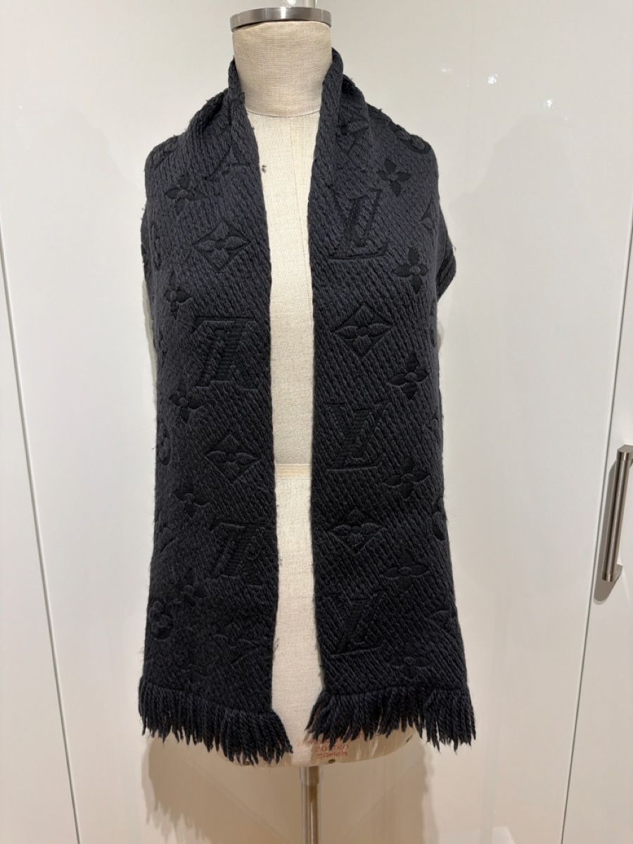 Louis Vuitton Foulards, Tücher & Schals: Original Louis Vuitton  Schal  – Gebraucht aus Binz von Sandra830