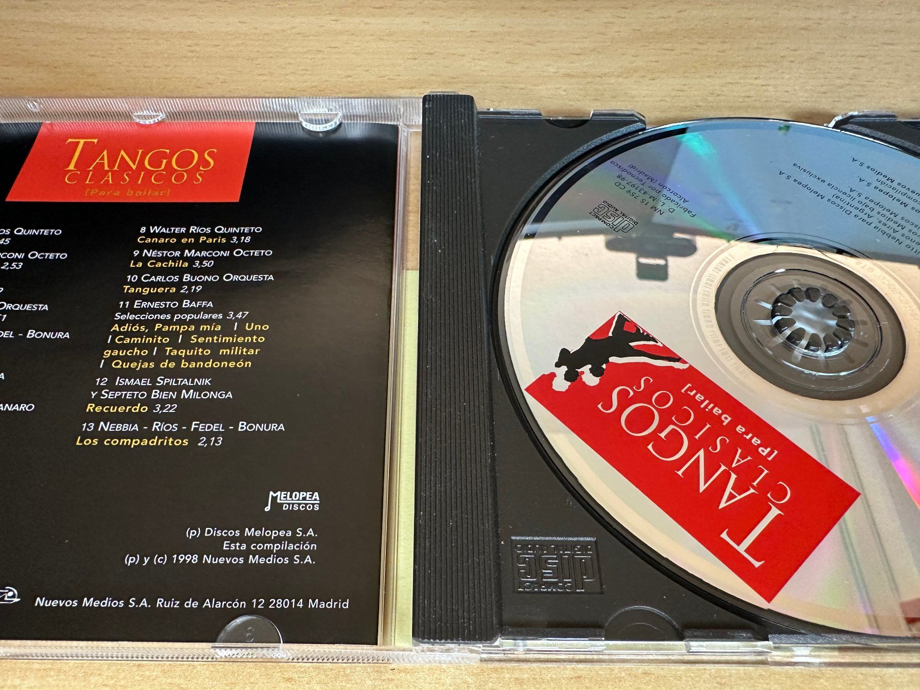 CD: Tangos Clasicos Para Bailar Vol.1 – Usato da Rikon im Tösstal venduto da Alpenmutz 2