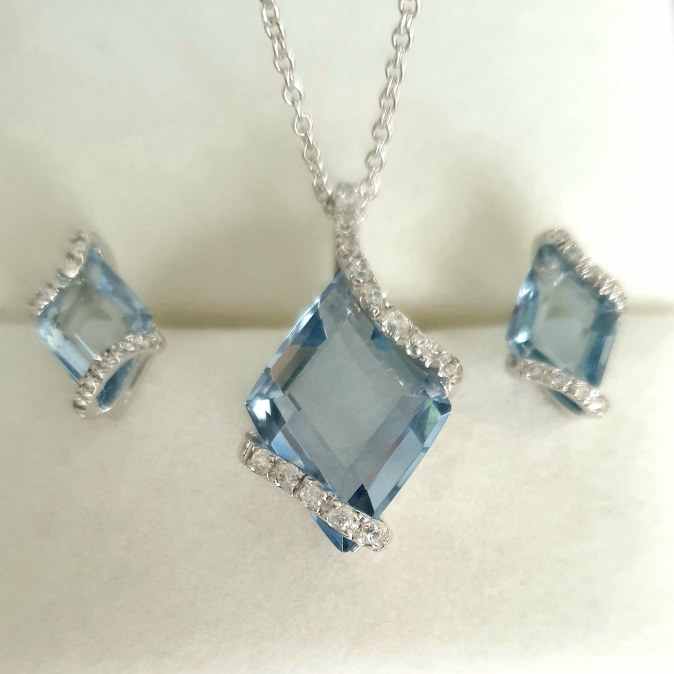Orecchini pendenti & Orecchini a lobo: Silber 925 Ohrringe mit Aquamarin, Ozeanblua & elegant - Neu – Nuovo e nell'imballaggio originale da Uetikon am See venduto da Coralreef 6