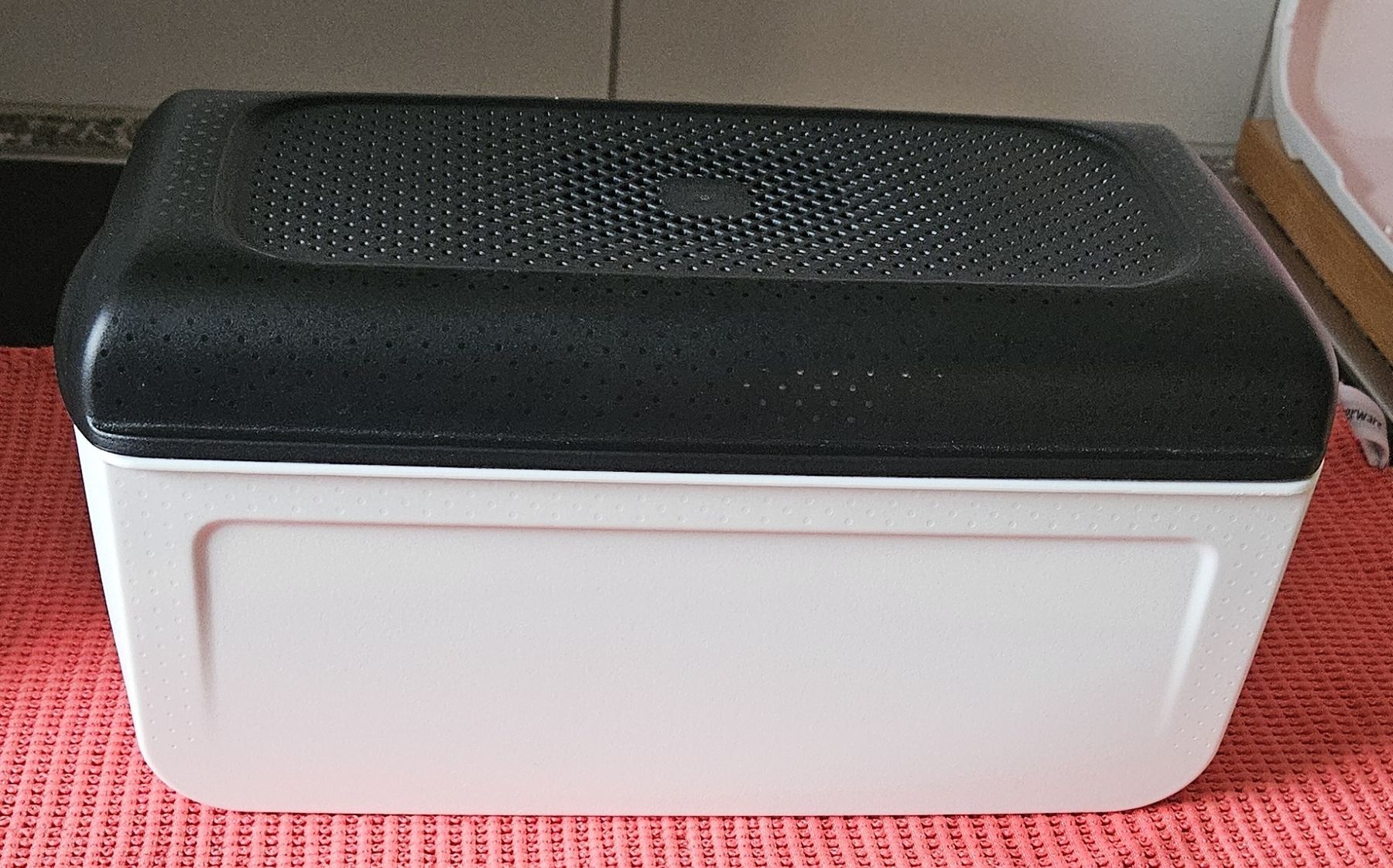 Tupperware Behälter & Ähnliches: Bread Smart Junior – Neu und originalverpackt aus Hasle b. Burgdorf von buddle32 1