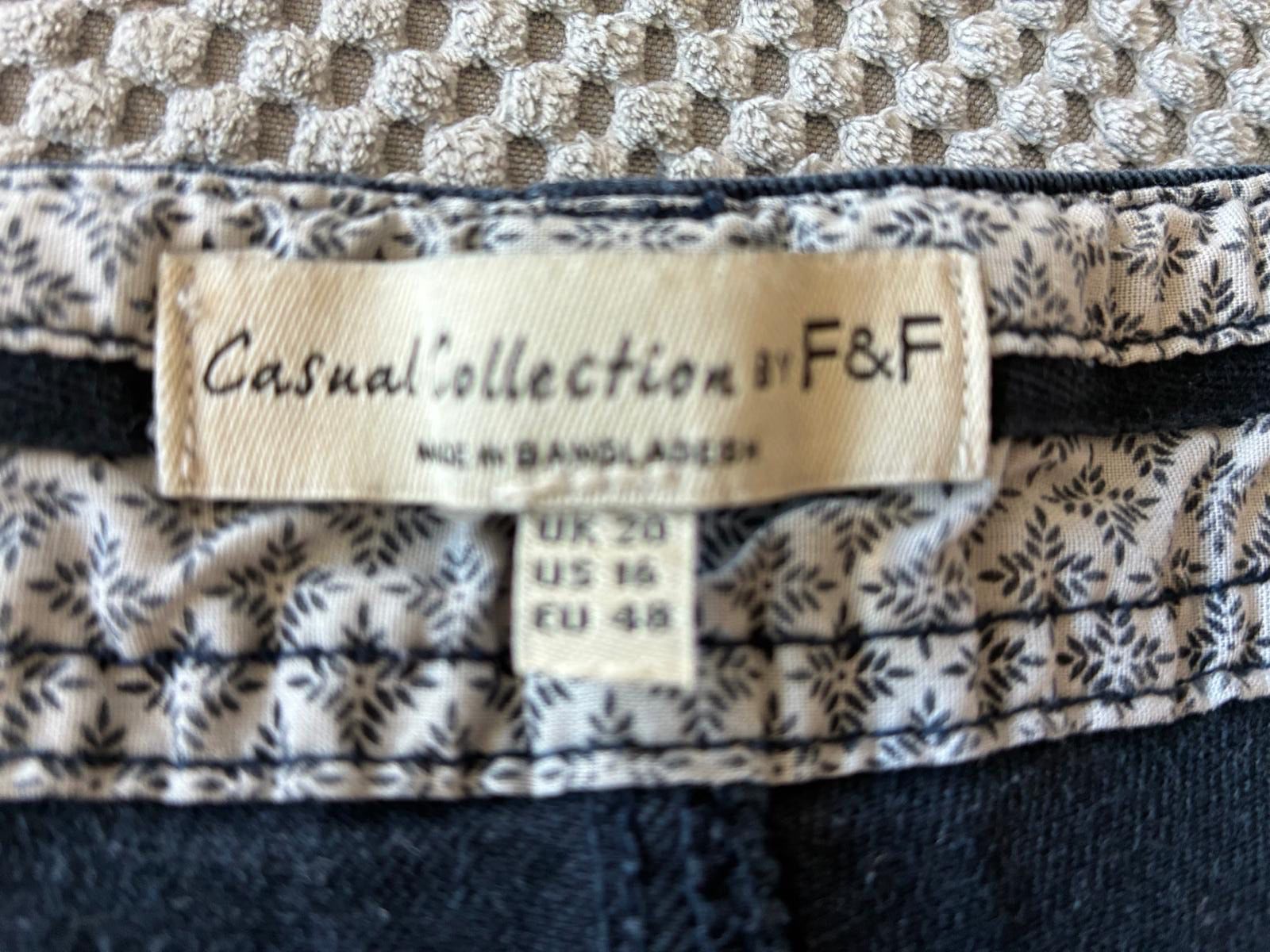 Jeans: Casual Jeans Grösse 48 – Usato da Allenwinden venduto da Obalu 1