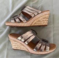 Silberige Schlupf Sandalen v. Gabor  Gr.39