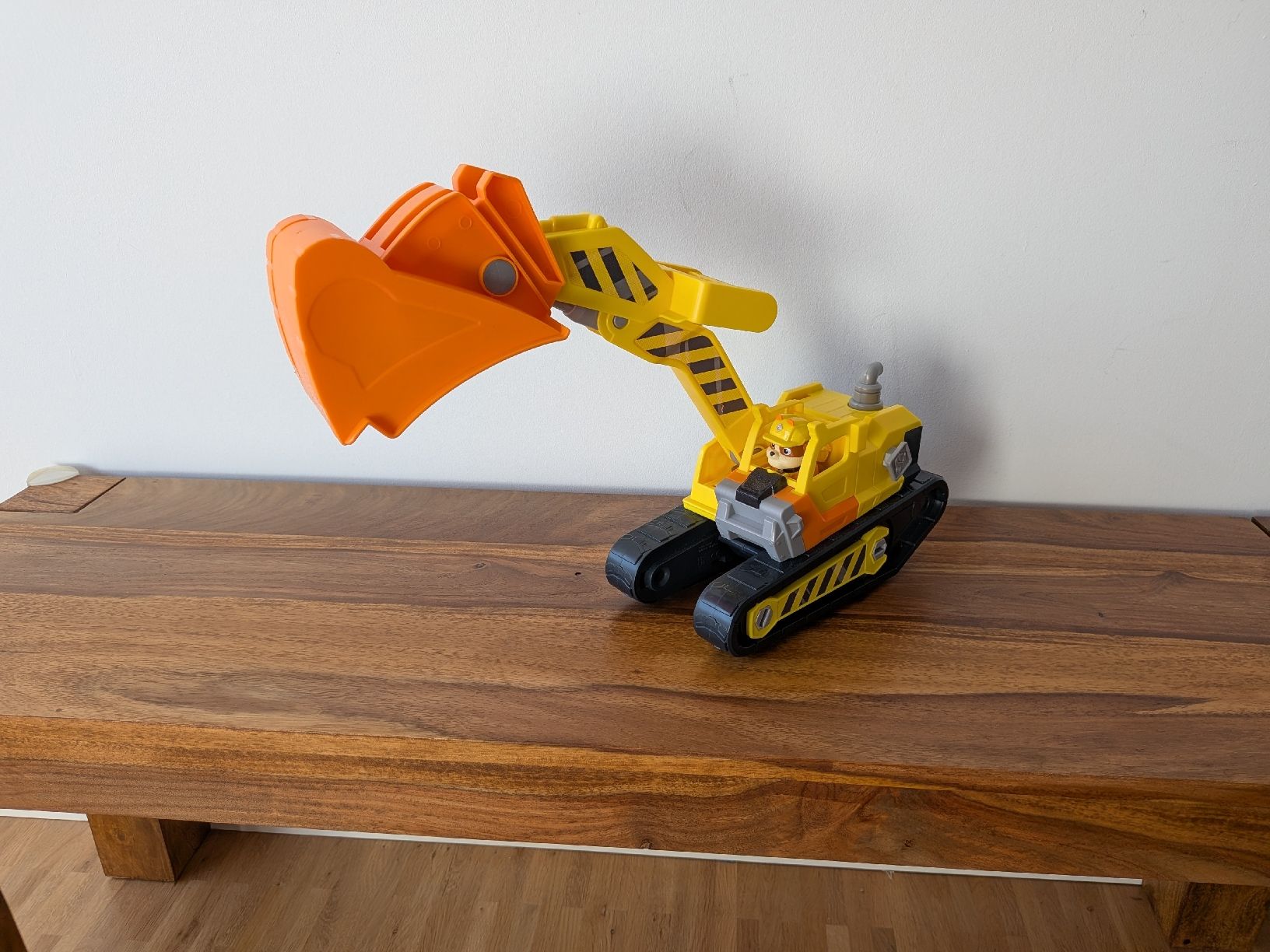 Spielzeuge: Rubble & Crew - Rubbles extragroßer 2-in-1 Premium Bagger – Gebraucht aus Zürich von DanielEngel01