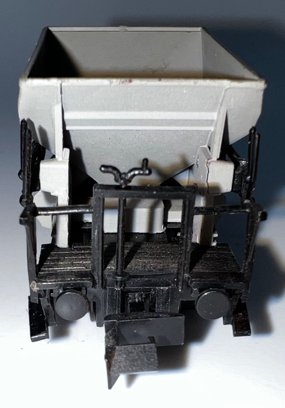 Trix Modellini di ferrovie: Minitrix , 13162?, Schotterwagen der DB – Usato da Basel venduto da jonnyhaas 3