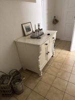 Sideboard weiss mit Katzeneingang / Katzenklo