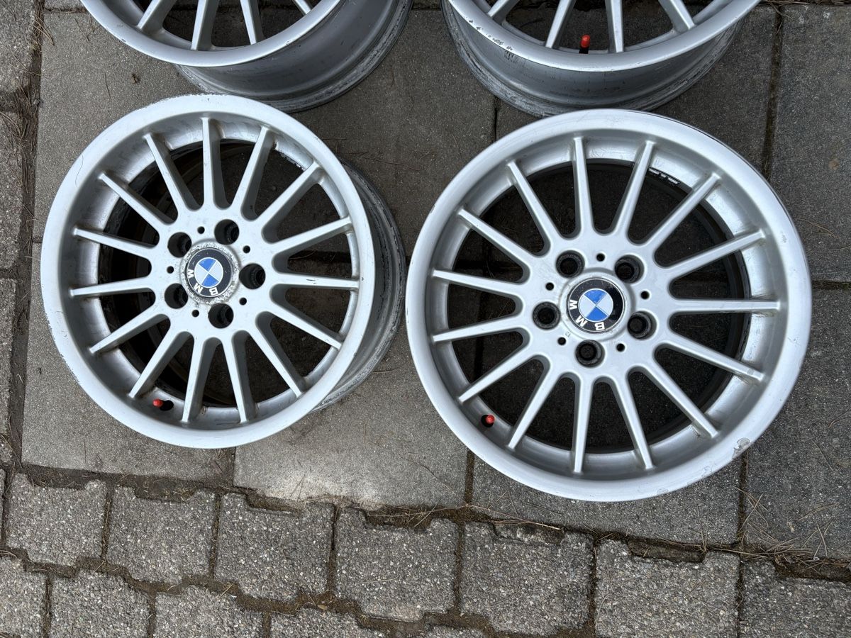 BMW Jantes: Bmw Styling 32 e90,e91,e92 Original Felgen – D'occasion à Zürich par Bimmer3 4
