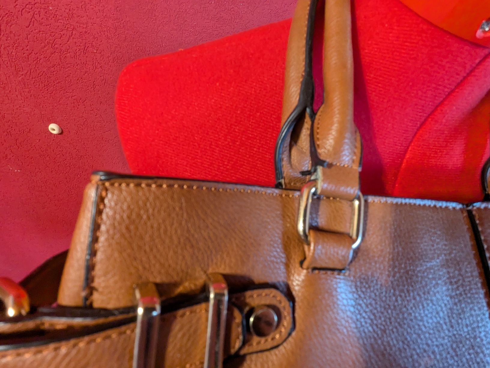 Manor Sacs femmes: sac à main cuir – D'occasion à Vionnaz par MarinaMGB 4