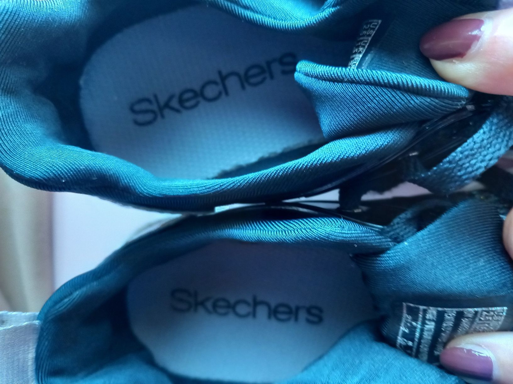 Skechers Chaussures filles: Skechers Schuhe, Grösse 34. – D'occasion à Sonnental par OlgaB83 2