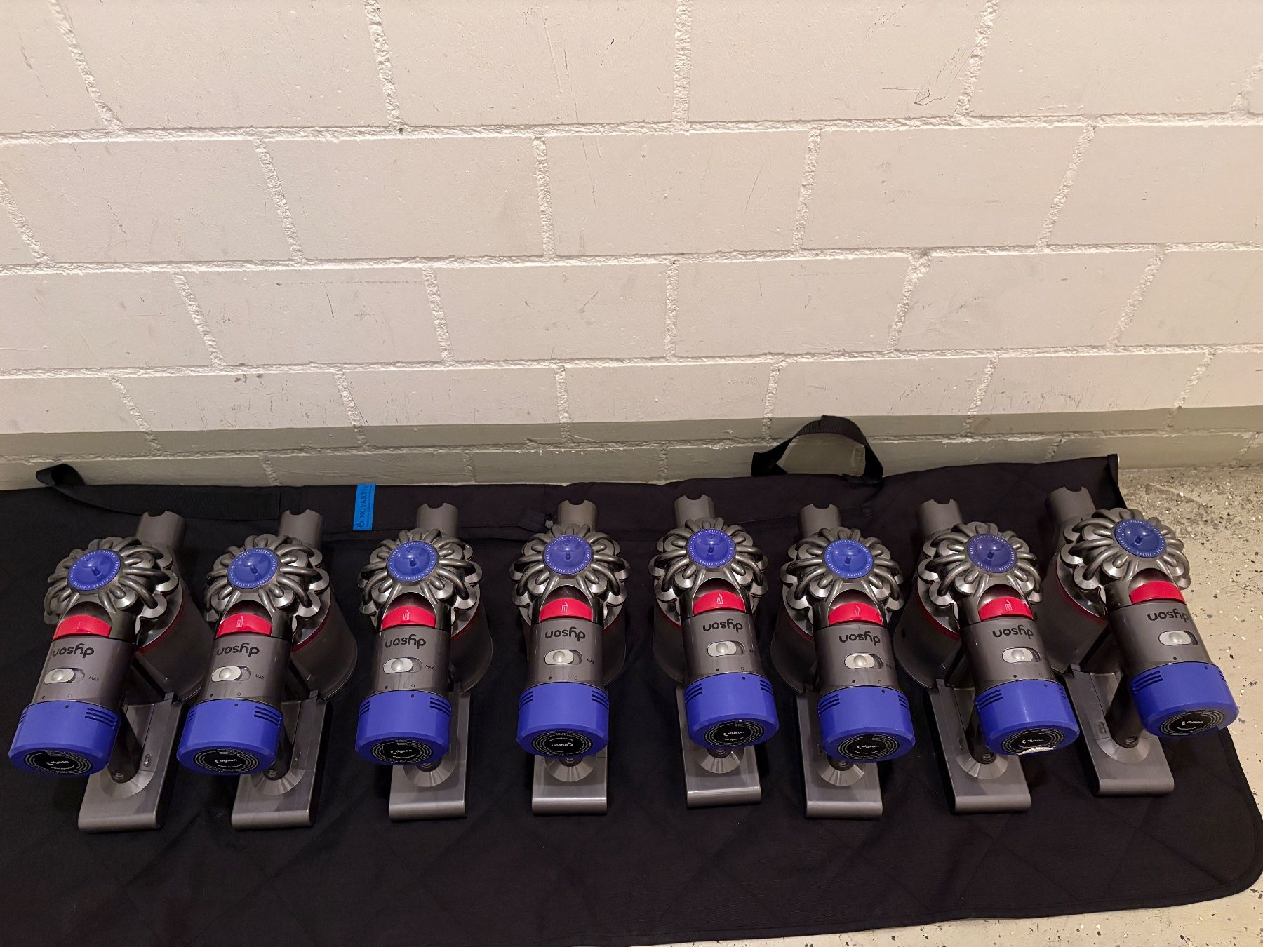Dyson Staubsauger & Zubehör: Dyson V8 absolut Handstaubsauger – Gebraucht aus Lausen von sen_jm7c 4