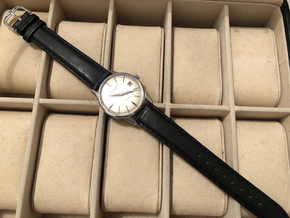 Montre Bracelet Lip Mécanique Homme - Années 50 - Boîtier Et Bracelet Doré - Cadran Champagne - Occasion Fonctionnelle