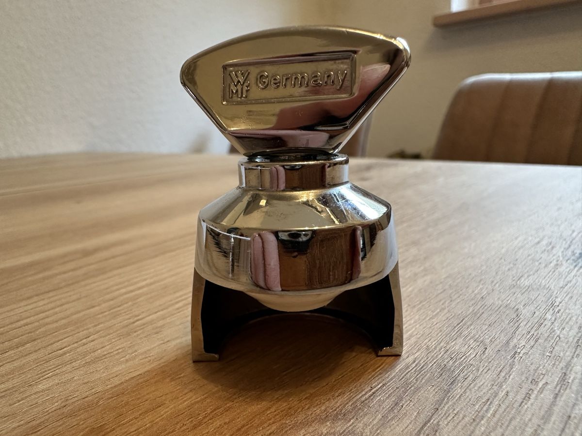 WMF Apribottiglie & Tappi per chiusura: WMF Flaschenverschluss, Top Zustand! – Usato da Rothenburg venduto da wer_g9fd