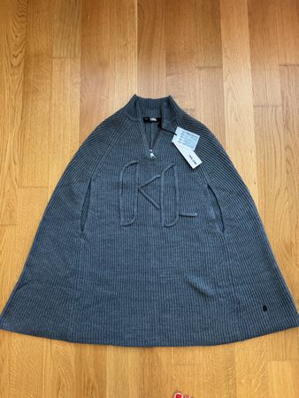 Karl Lagerfeld Strick Poncho Umhang Cape Gr. S Neu