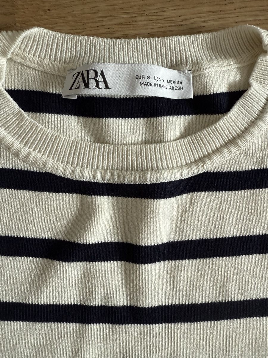 Zara T-shirt: Shirt, Zara, Grösse S – Usato da Anglikon venduto da Haraldinho 1