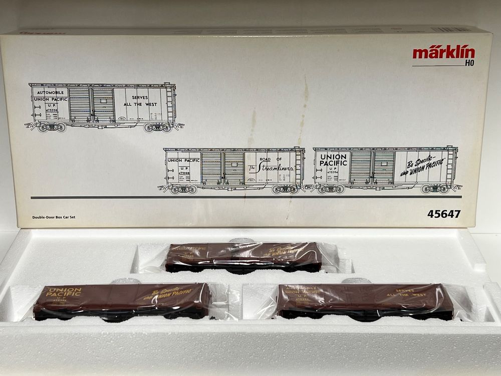 Märklin 45647 UNION PACIFIC Double-Door Box Car Set H0 (Neu und ...