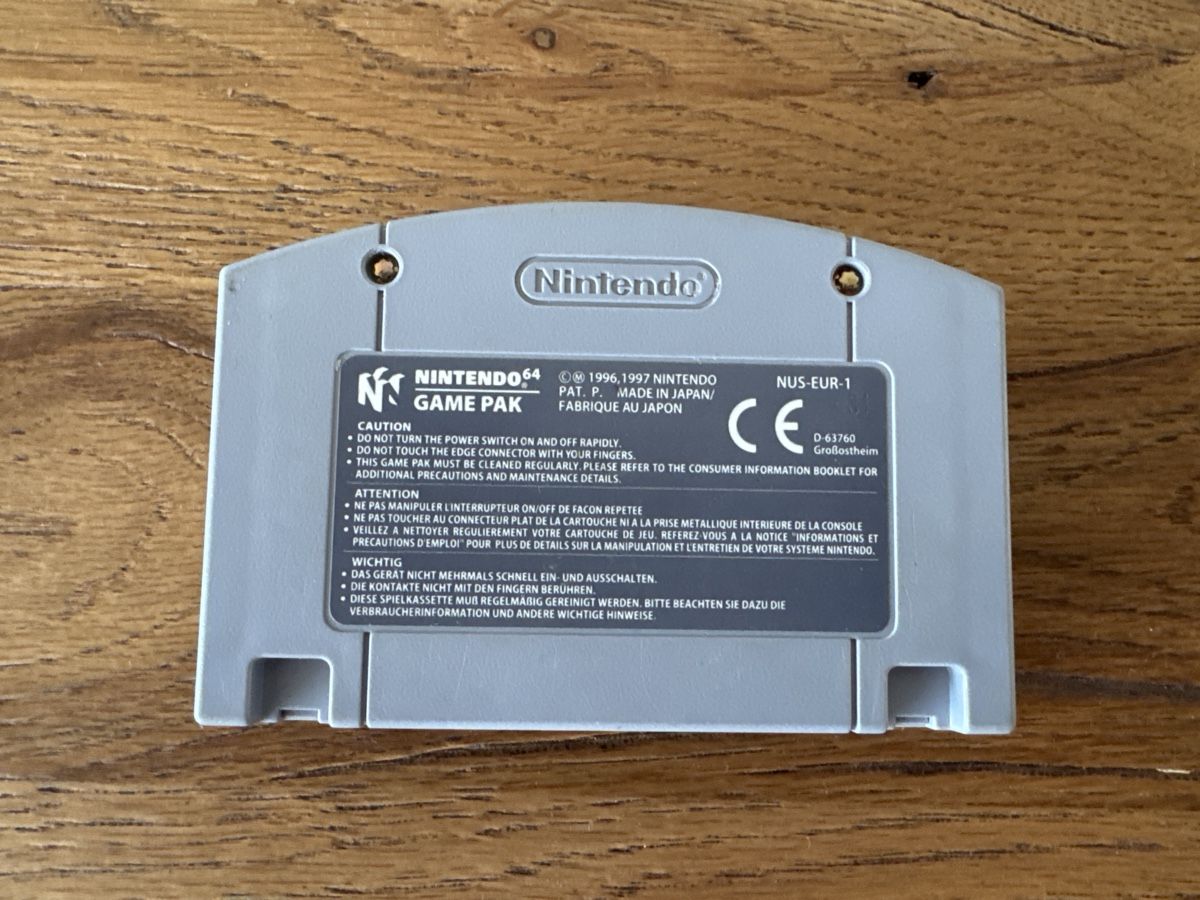 Nintendo Giochi: Nintendo 64 Superman – Usato da Lenzburg venduto da eyworld 1
