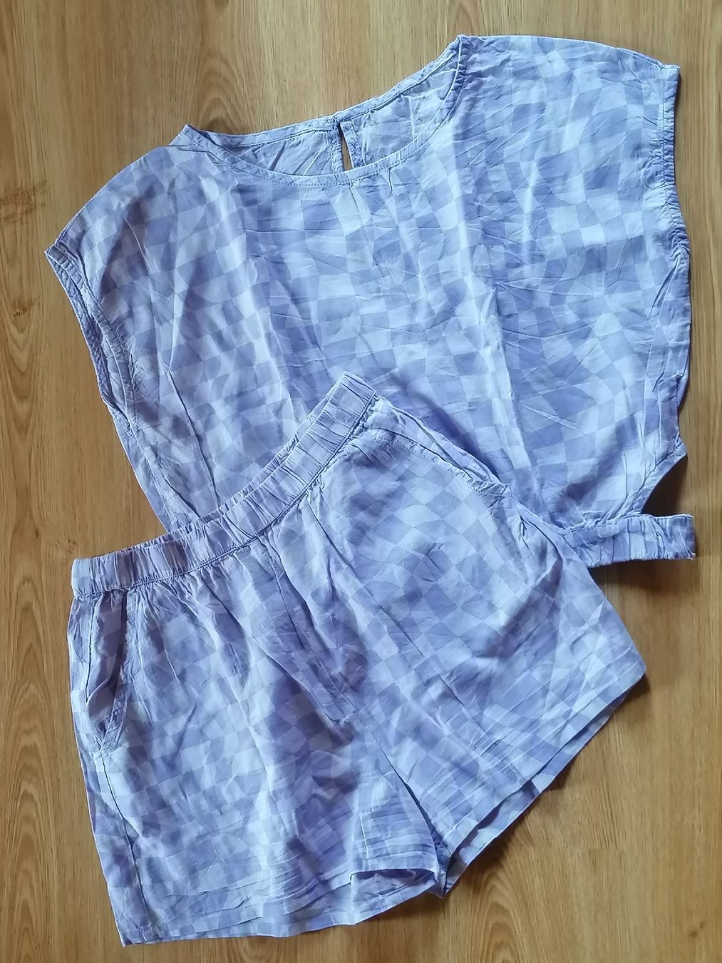 Lotti & Set di vestiti: Ensemble blouse et short, top+short – Usato da Montcherand venduto da petiteoune75 7
