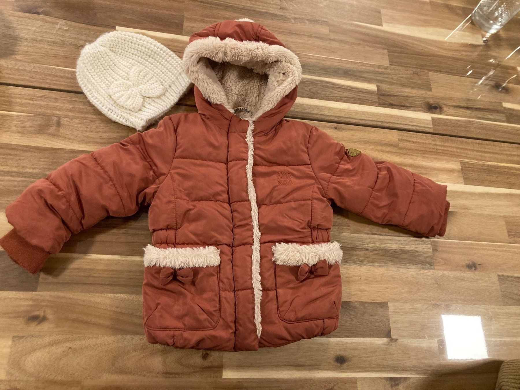 Giacche & Cappotti: Daunenjacke mit Mütze Gr. 86 – Usato da Würenlingen venduto da meadc