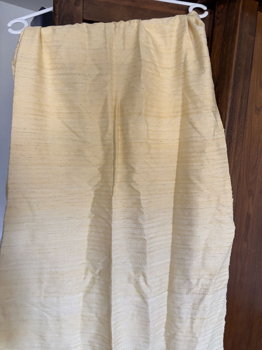 Benetton Foulards, Tücher & Schals: Écharpe soie beige benetton neuve – Neu und originalverpackt aus Delémont von amo_jx5x 1