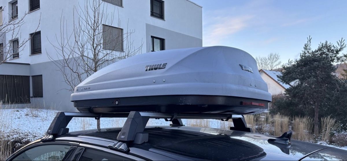 Thule Coffres de toit: Dachbox Thule Pacific 100 – D'occasion à Bergdietikon par Modell_Cars