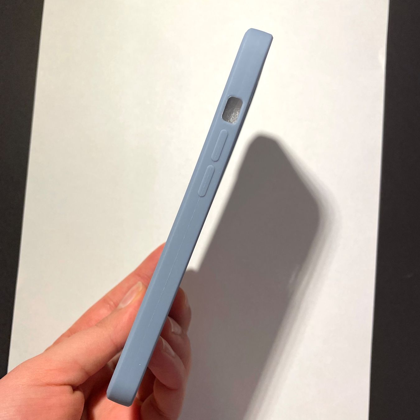 Coques & Protection écran: NEU: iPhone 13 Hülle grau-blau – Neuf avec emballage d'origine à Bellach par Dreamer2501 1